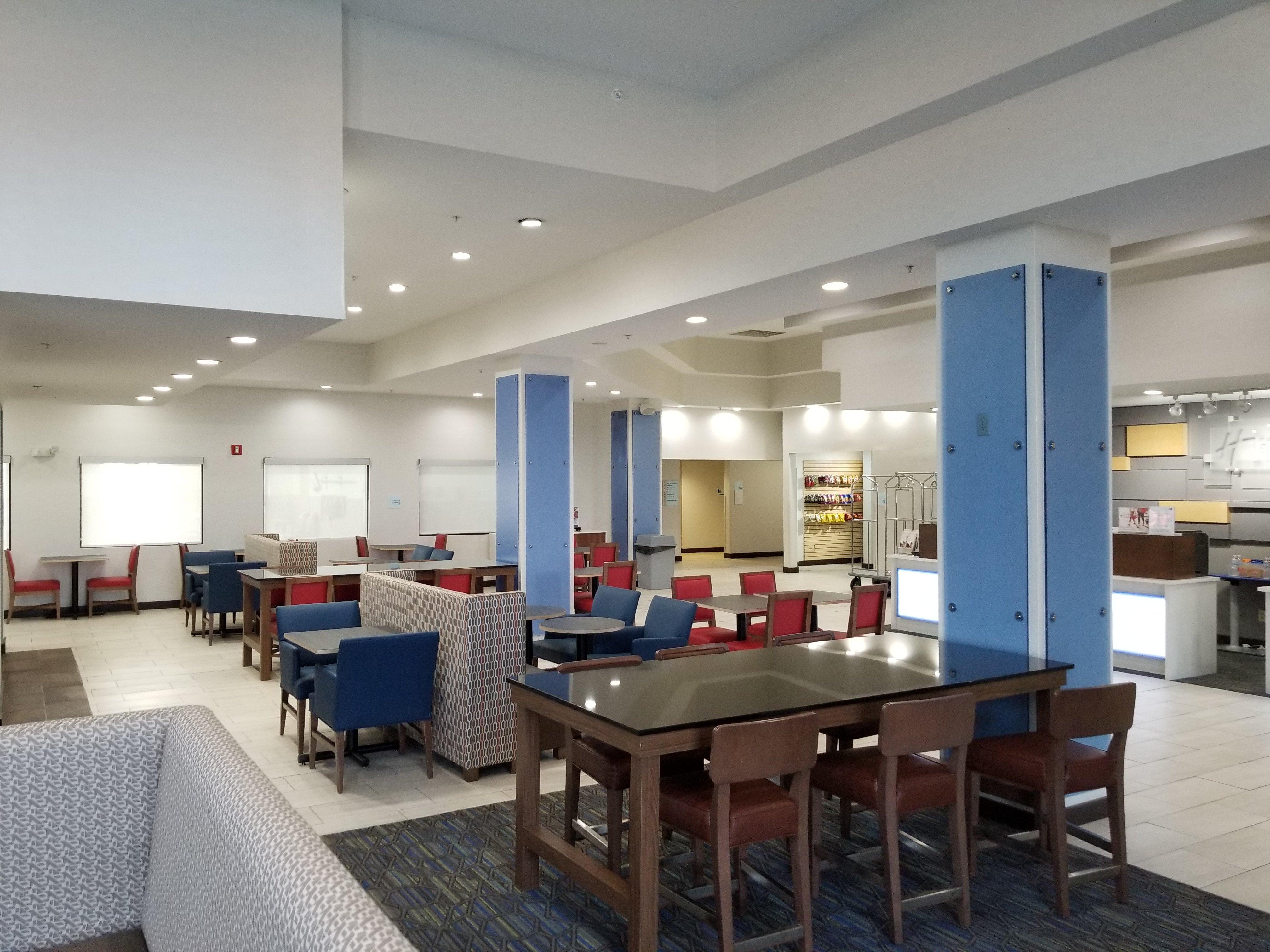 Holiday Inn Express Birch Run-Frankenmuth Area By Ihg Exterior foto